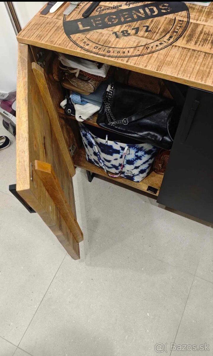 Predám komodu - Mangovy masív - 2