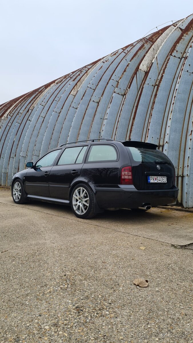 Škoda Octavia 1.8t RS combi - 2