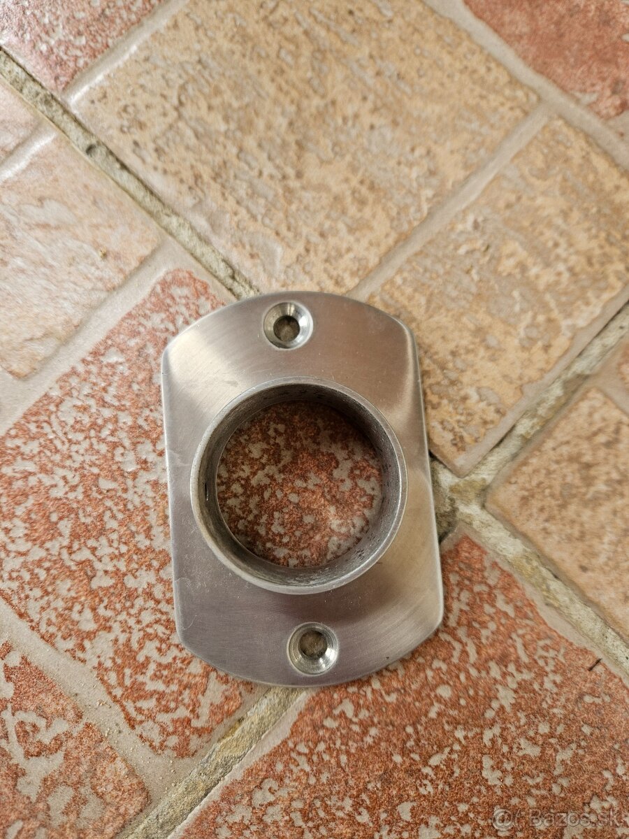 Drziak na madlo zabradlie - 2