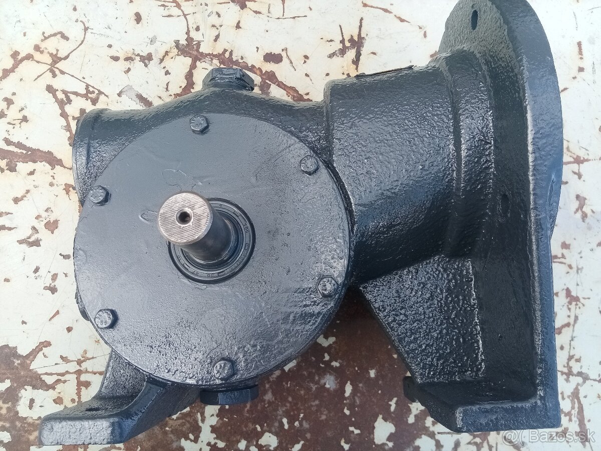 Snekova prevodovka 1:50 - 2
