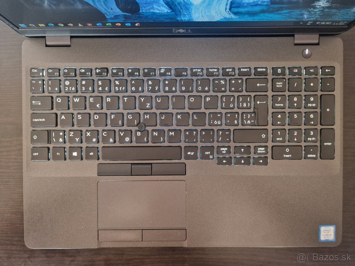 DELL Latitude 5501 (P80F003) - 2