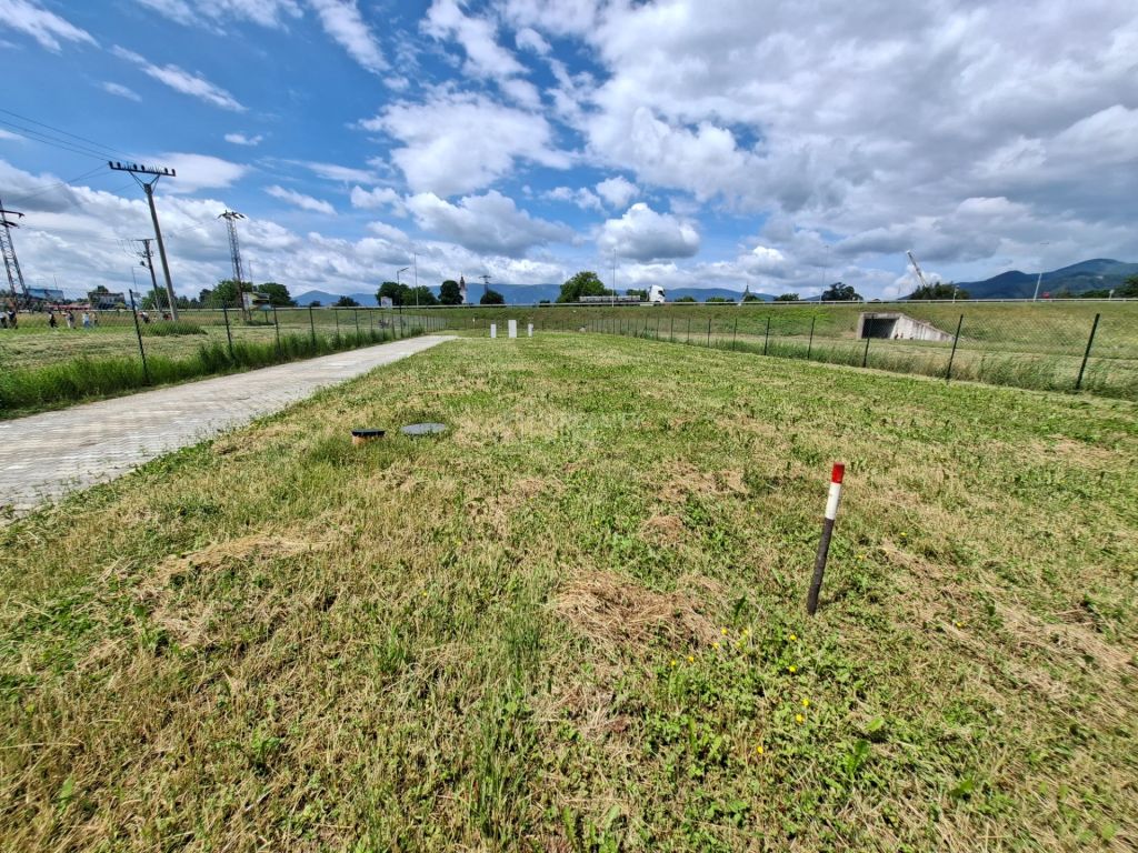 Pozemok pre RD 553m2+145m2 - 2