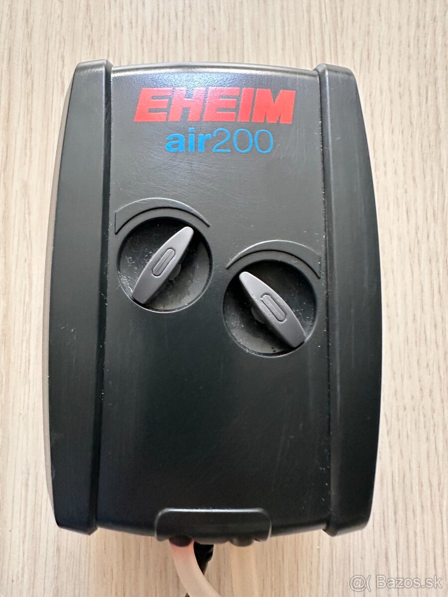 Tichý vzduchovač EHEIM air pump 200 - 2