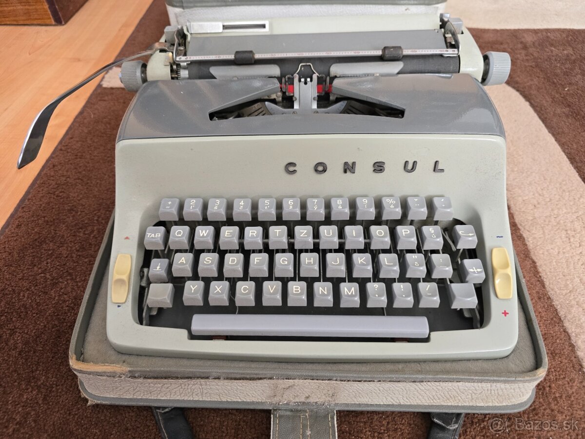 pisaci stroj consul - 2
