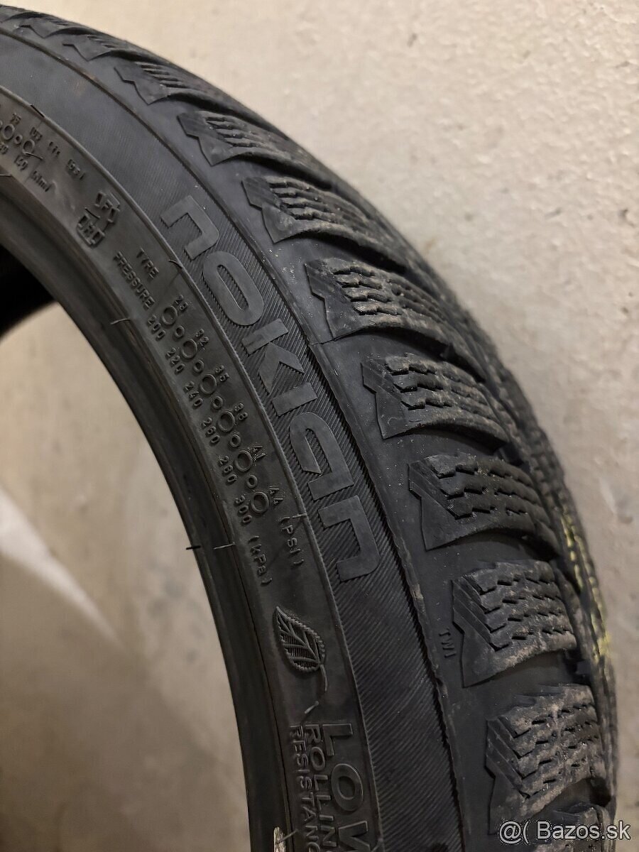 225/40 r18 Nokian - 2