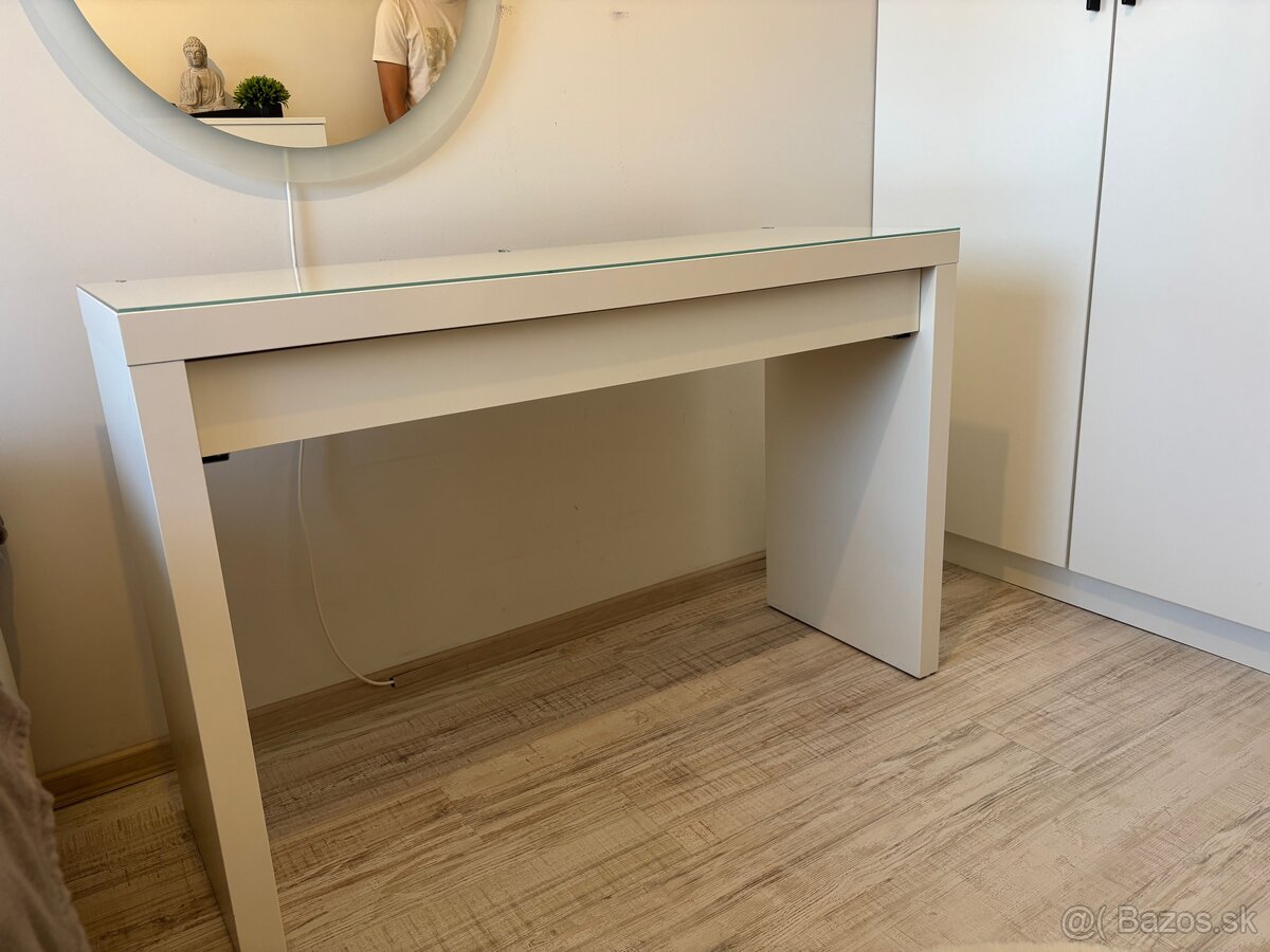 Toaletný/kozmetický stolík - 2