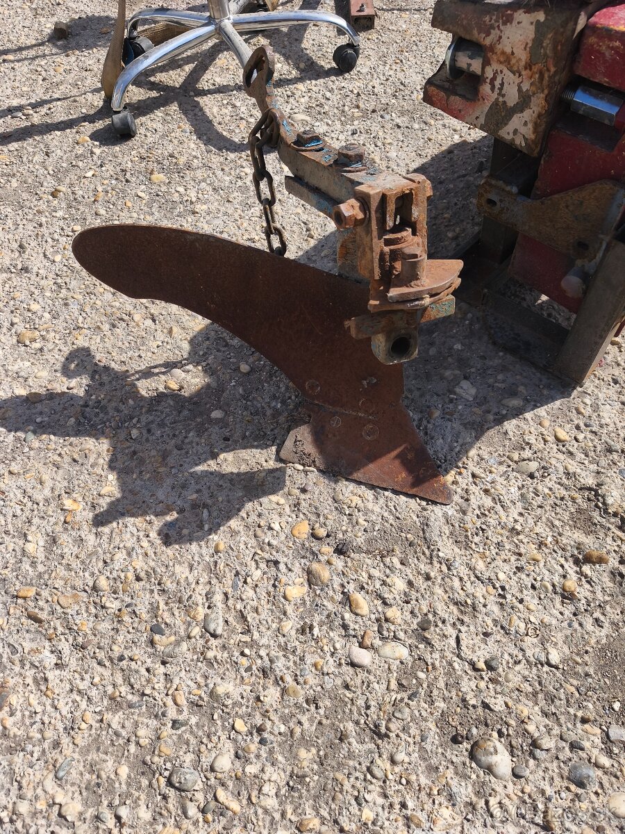 Predám pluh na malotraktor - 2