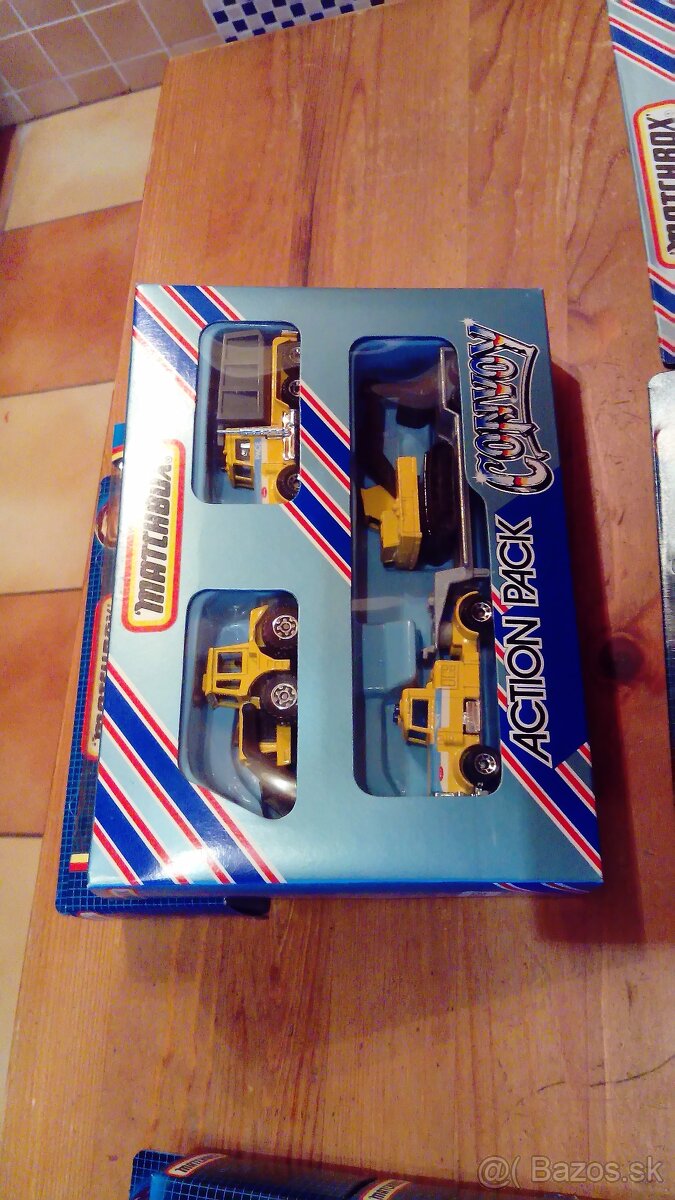 MATCHBOX MOTORCITY SET + Convoy action - 2