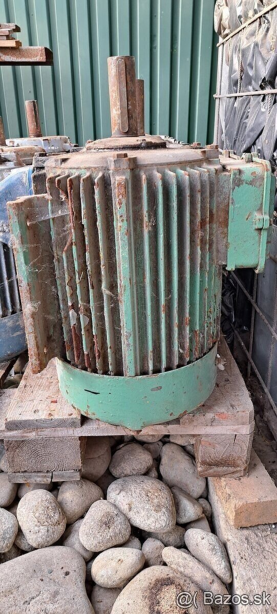 Predam patkove elektromotory 15 kw, 11 kw ,10 kw - 2