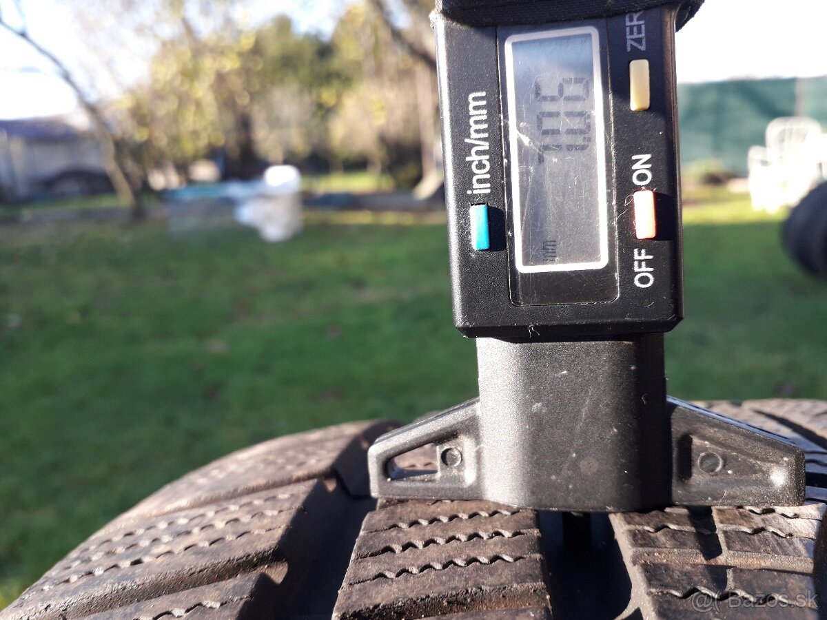 275/40 r20 zimne pneumatiky - 2