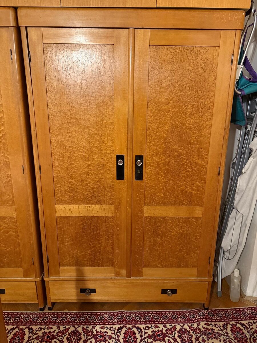 Starožitný splálňový nábytok - 2