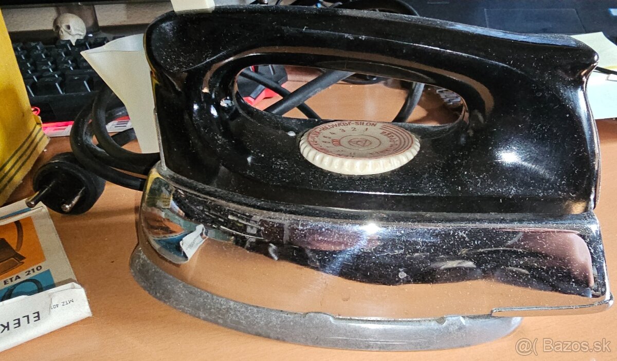 Retro žehlička 1961 - 2