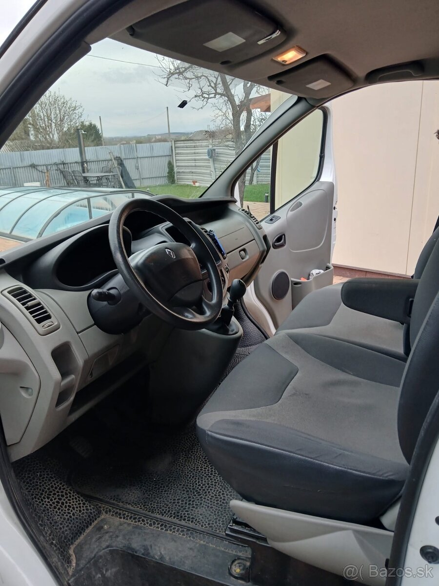 Renault Trafic 2.0dci - 2