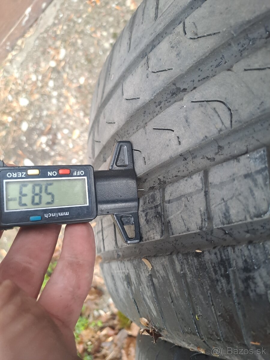 Letné Pirelli Cinturato P7 235/45/18 94W - 2