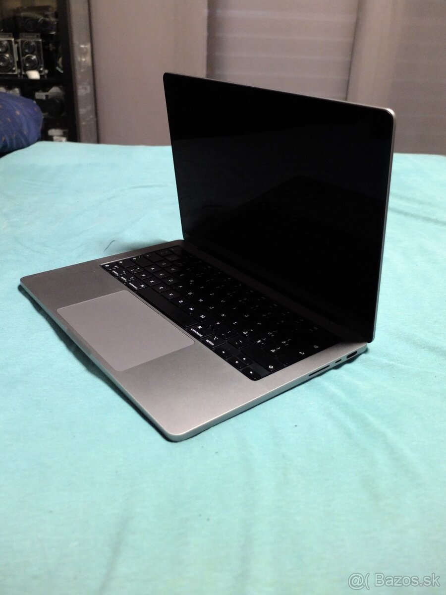 Apple MacBook Pro 14" / M2 Pro / 16GB / 1TB (2023) - 2