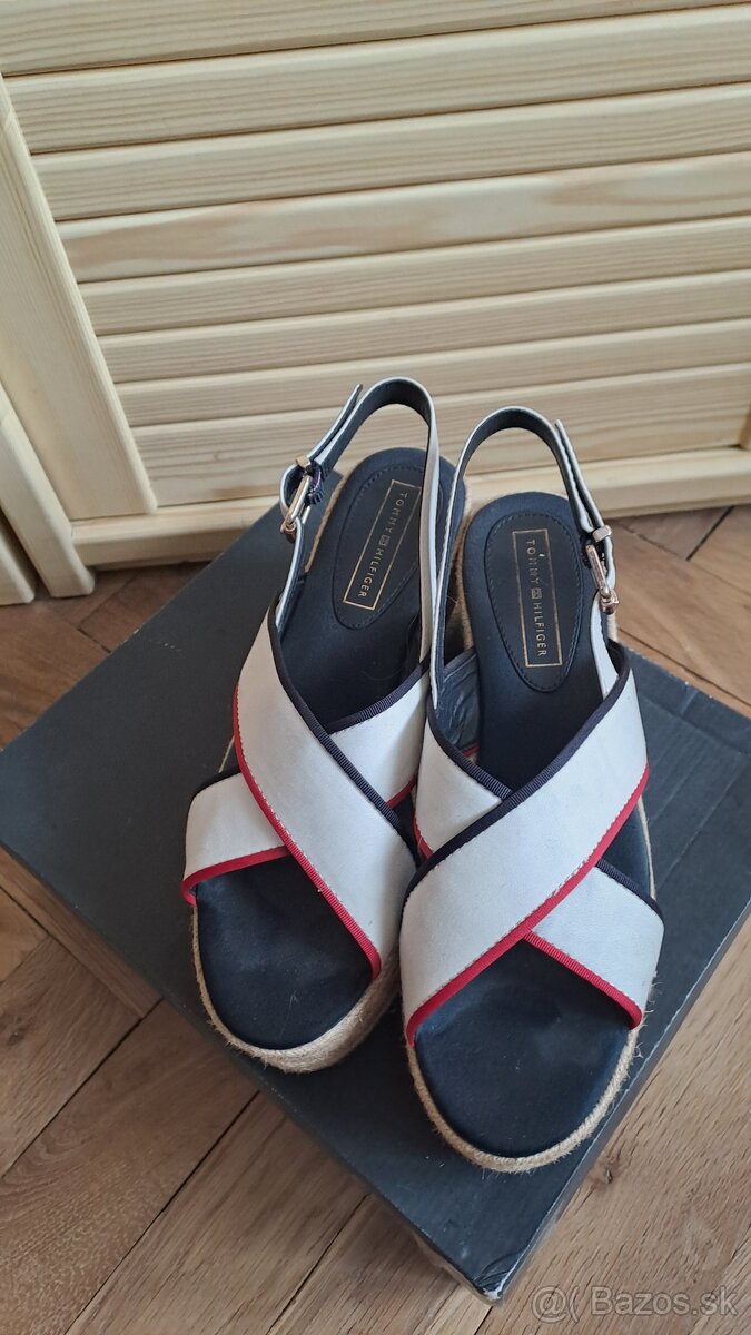 Sandále Tommy Hilfiger 40 - 2