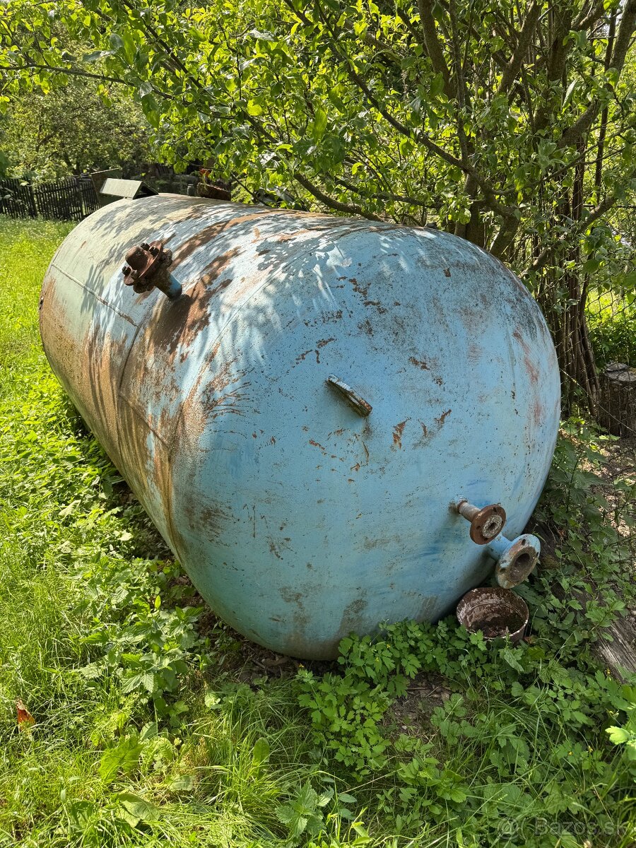 Nádrž - 2