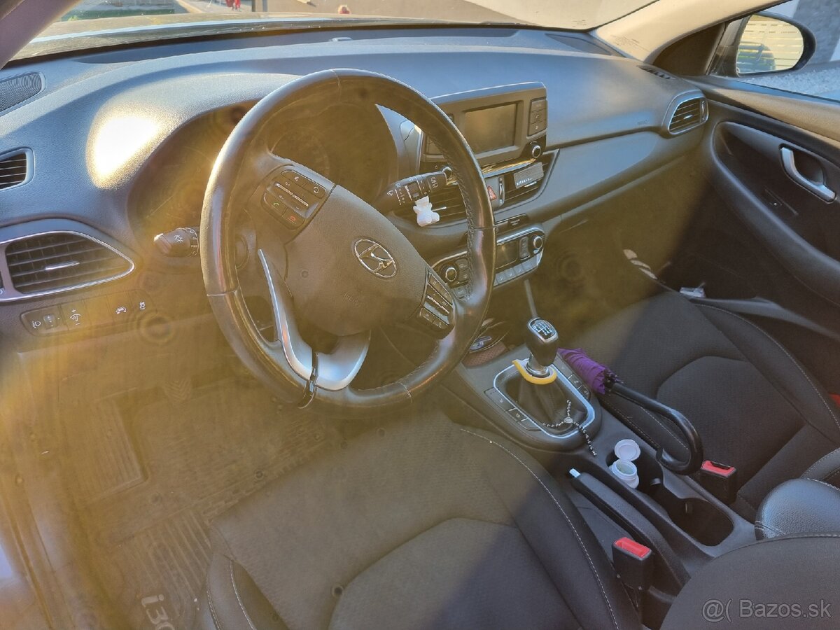 Predám Hyundai i30 1,4T-GDi - 2
