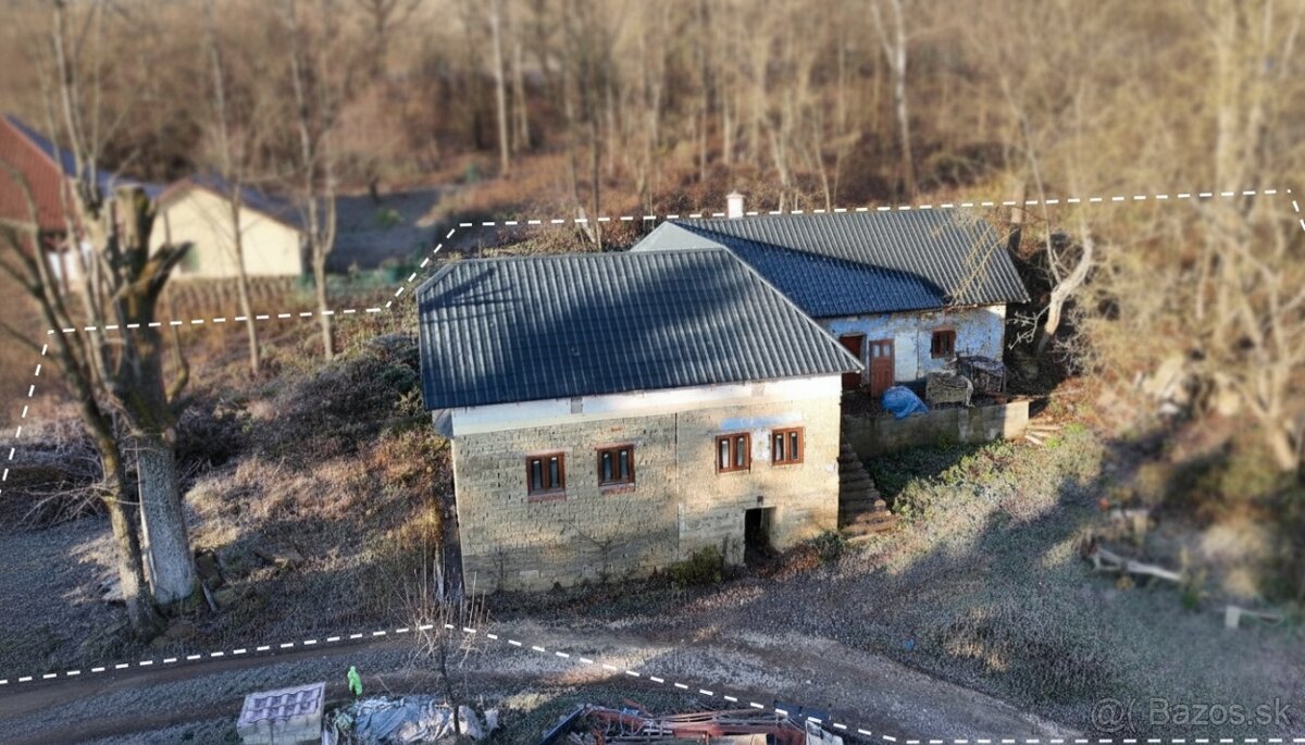 Chalupa v peknom a tichom prostredí v blízkosti Starej Turej - 2