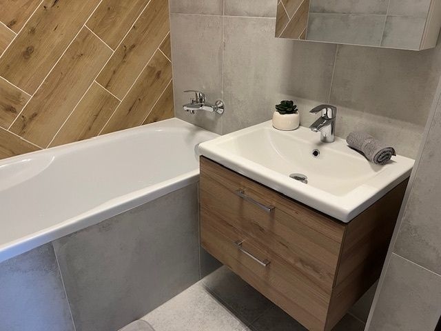 3,5 izb. byt, MARTINČEKOVA ul., zrekonštr. podľa Vašich pred - 2