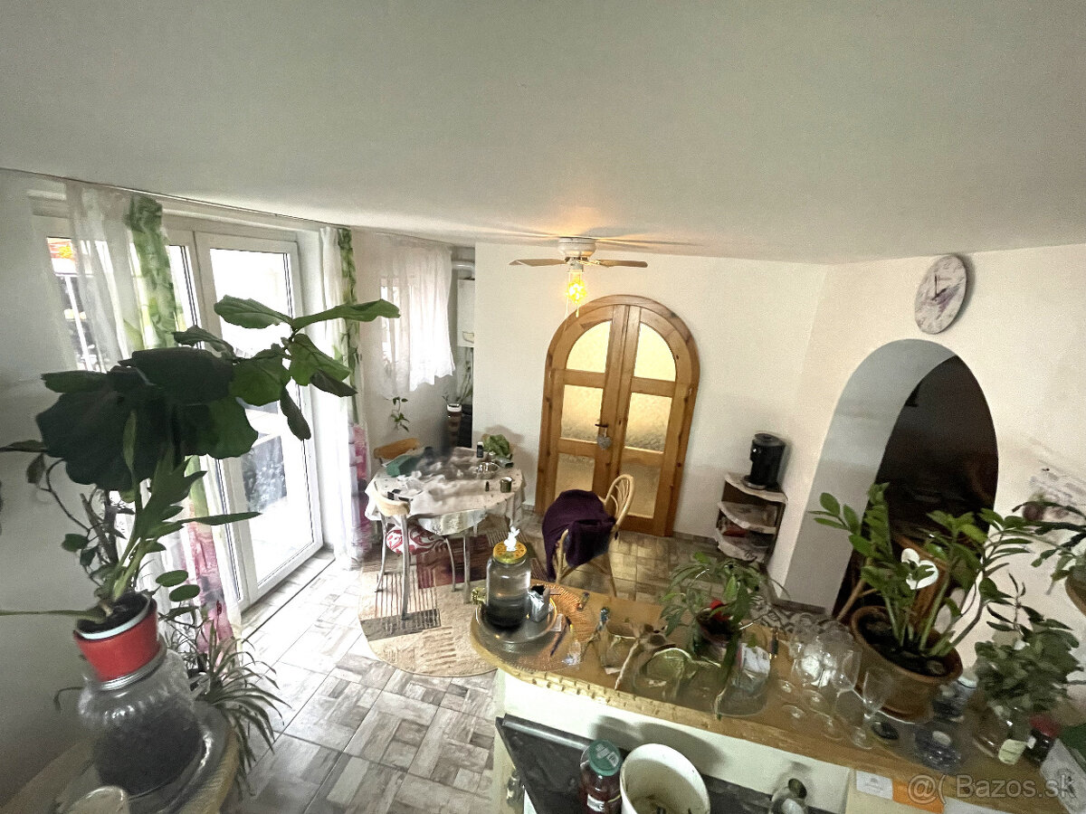 MH284- Na predaj útulný 4 izbový rodinný dom v Komárne - 2
