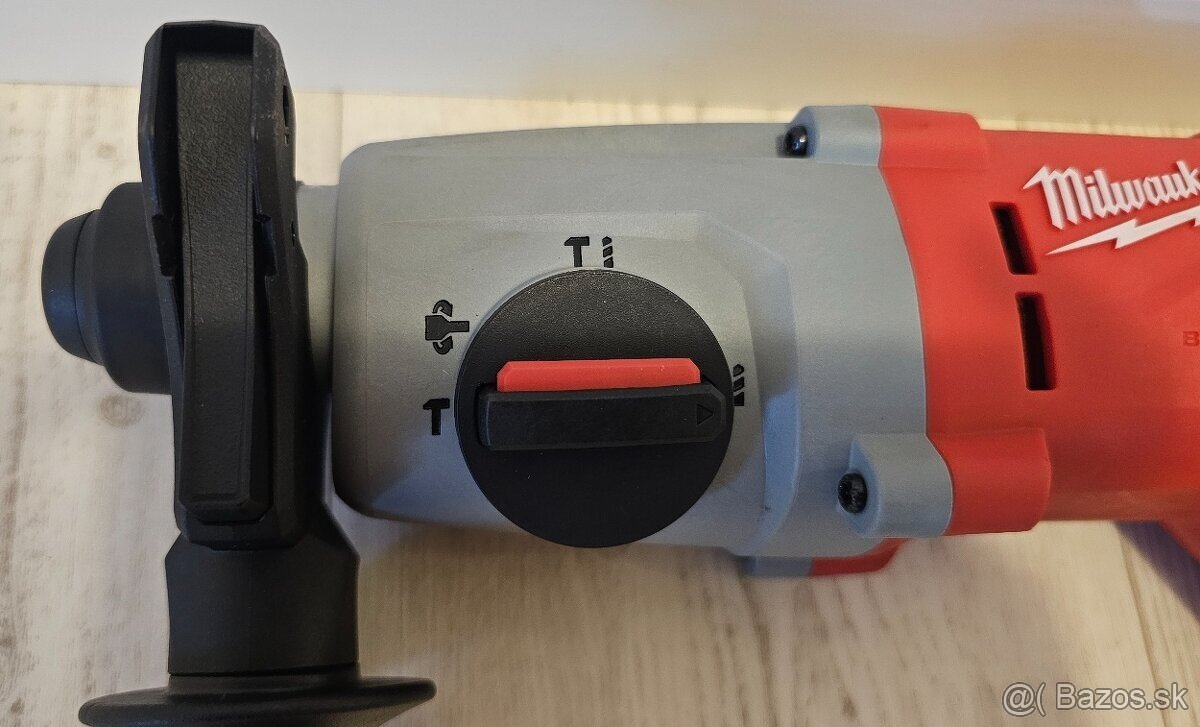 SDS KLADIVO M18 BLHACD26 - 2