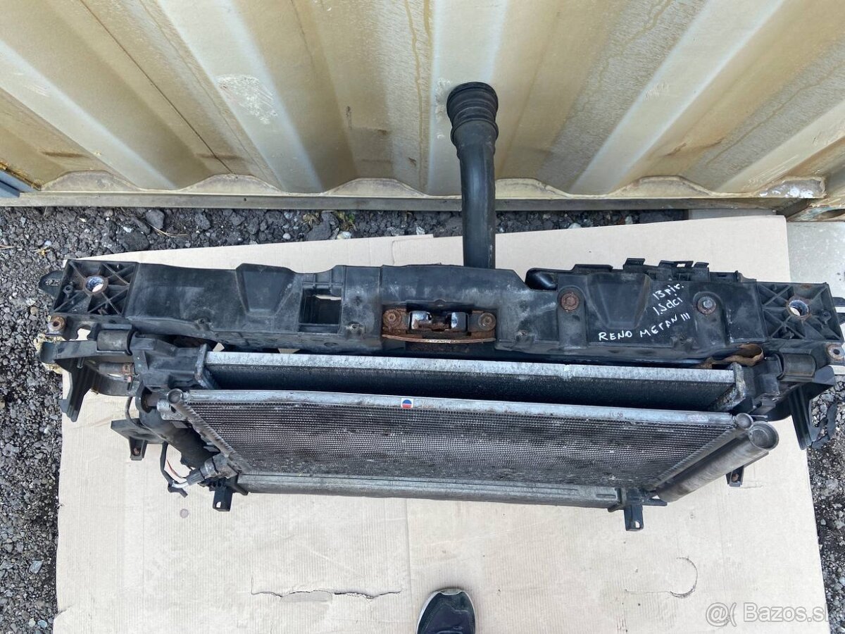 Renault Megane 3 Combi 1.5 Chladičova stena - 2