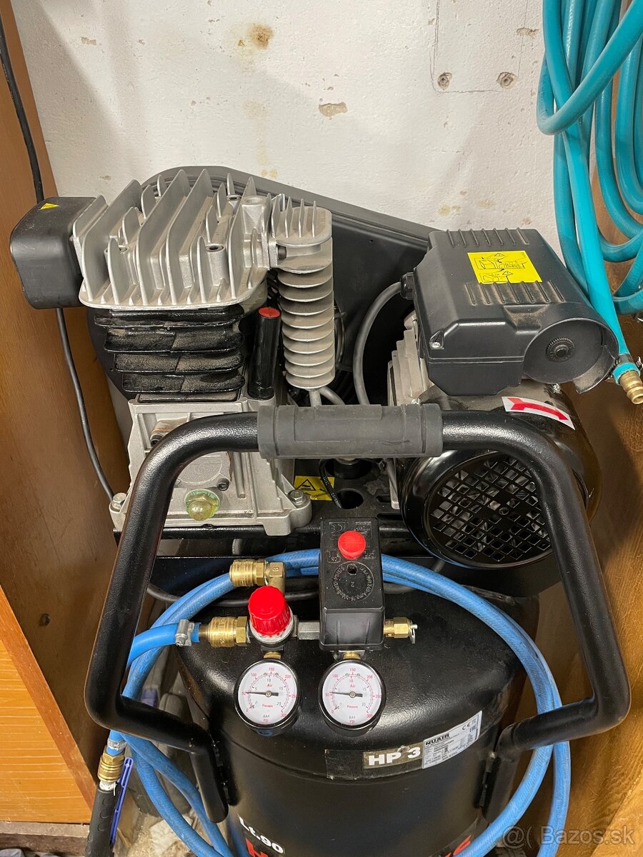 Vzduchový 2-valcový kompresor 230v 2,2kw - 2