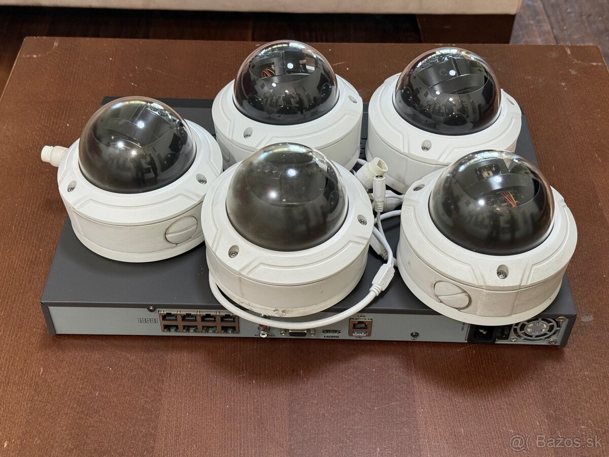 Predám IP kamerový systém Hikvision set - 2
