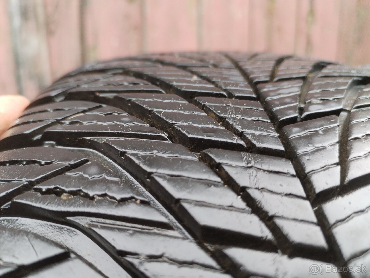 Predám r15 50/195 - 2