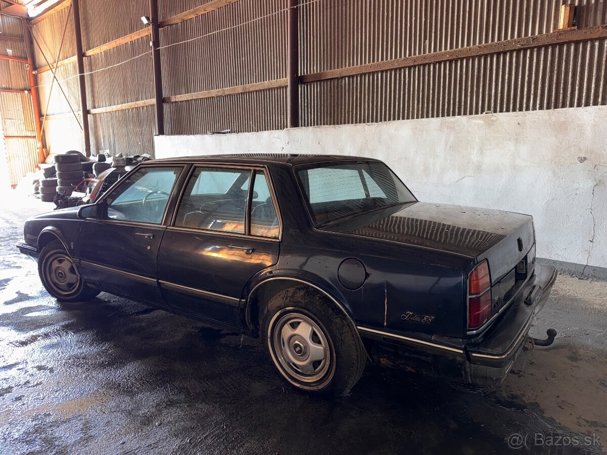 OLDSMOBILE DELTA 88 1987 - 2