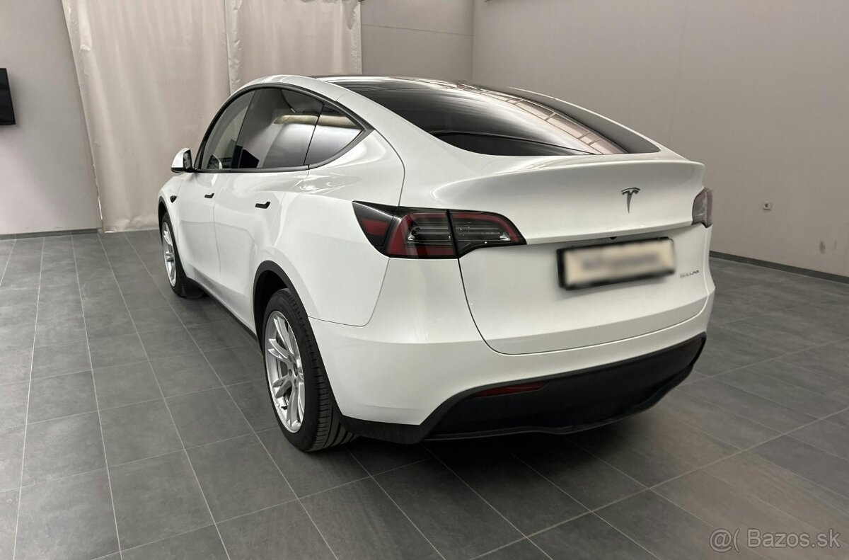 Tesla Model Y MY23, Long Range AWD, Berlin,+Tažné +DPH - 2