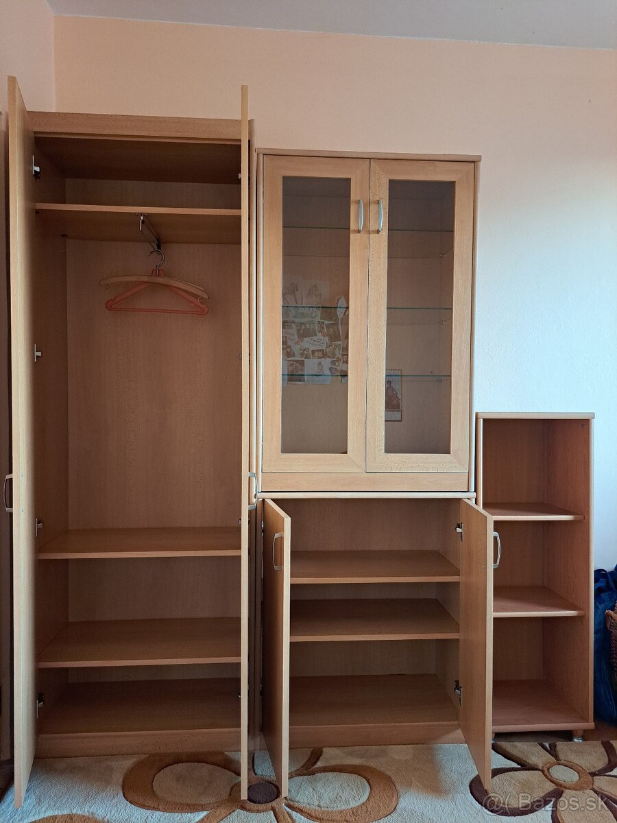 Predam studentsky nabytok - 2