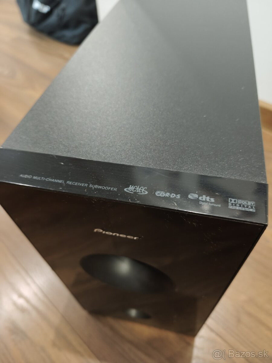Darujem Subwoofer - 2