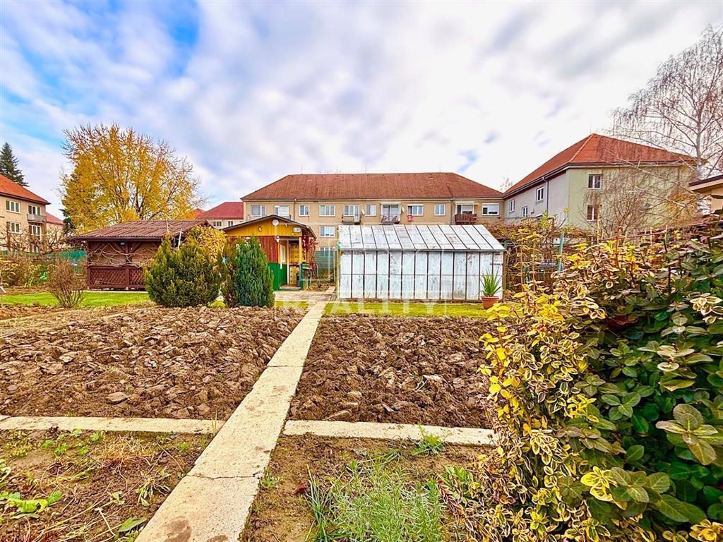 Na predaj záhradka 200 m2 Prievidza - 2