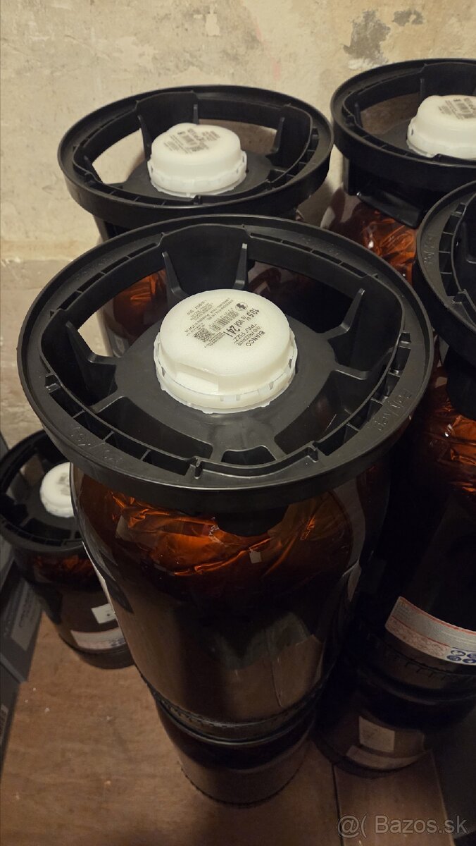 Darujem 30 kusov plastový keg 20 L - 2