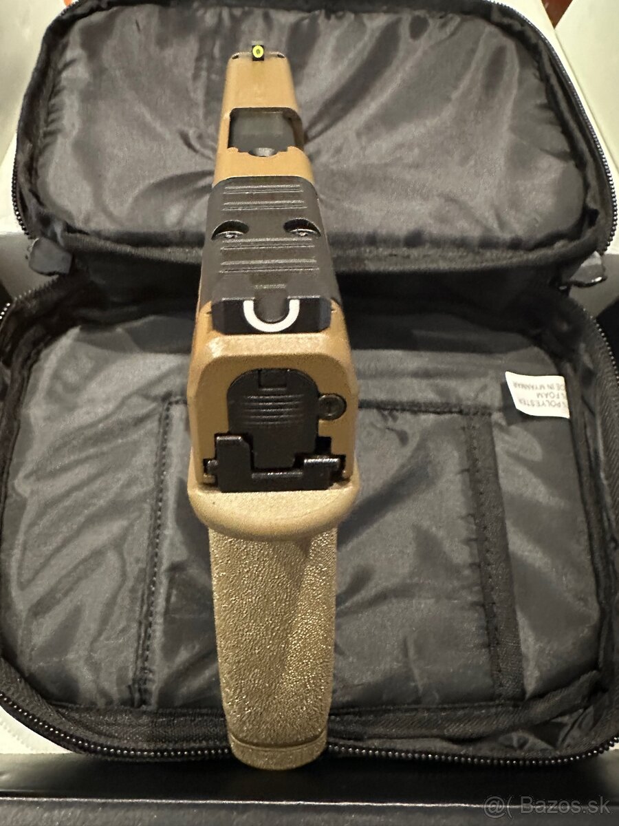 Pištoľ HELLCAT - 2