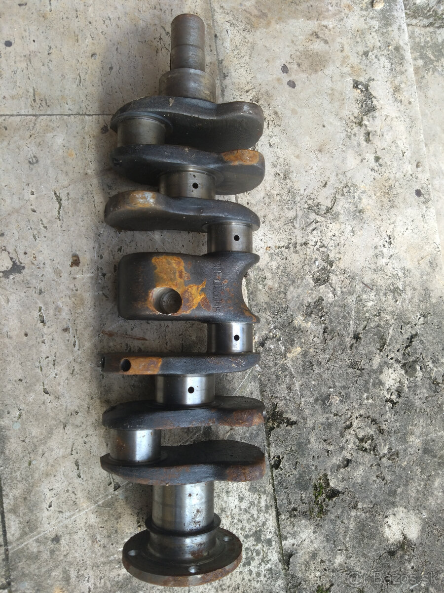 kľukový hriadeľ GAZ 69, Volga 21, UAZ - 2