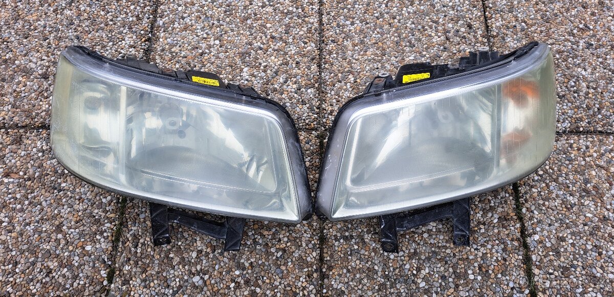 PREDNÉ SVETLÁ VW T5 - 2