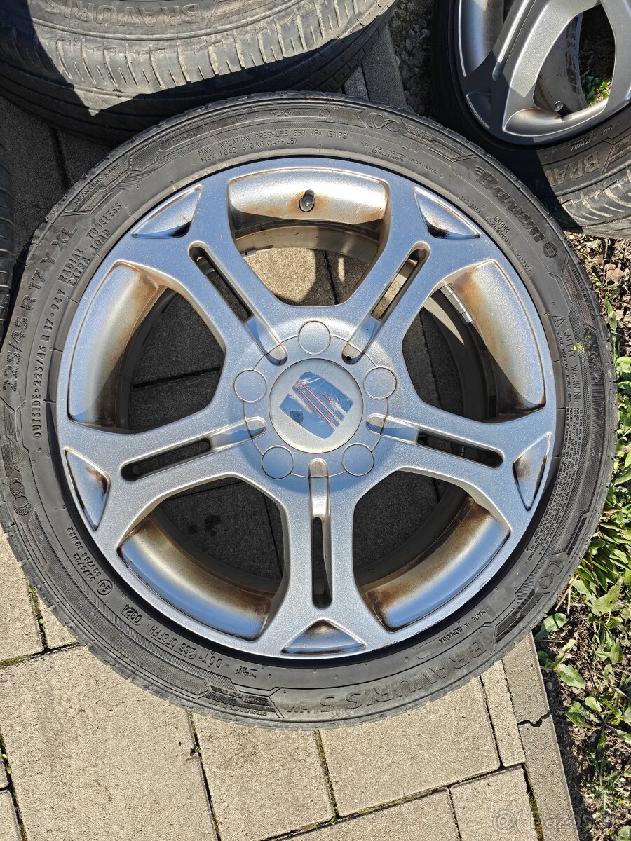 Elektróny R17 letné pneu, originál Seat - 2