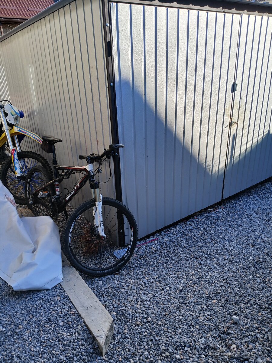 Plechová garáž - 2