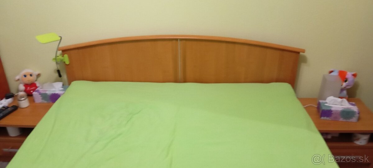 predam manželsku postel.lacno - 2