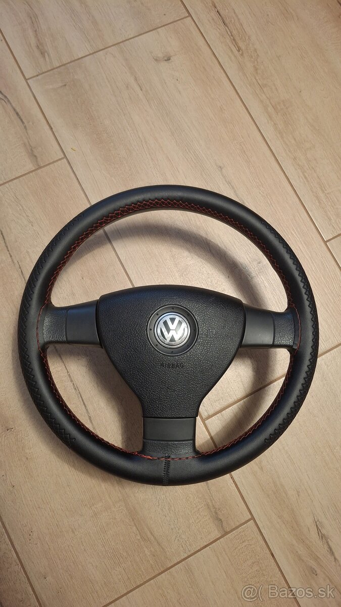 Volkswagen golf 5 volant - 2