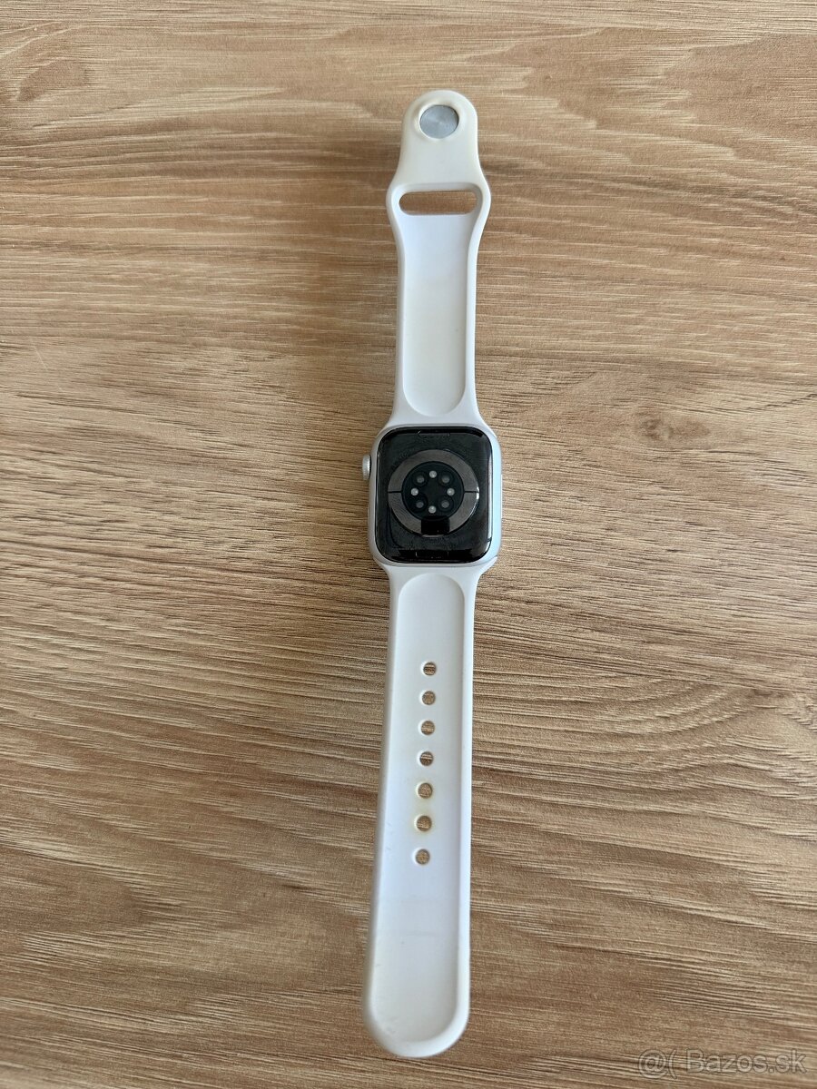 Apple watch 7 41 mm strieborne - 2