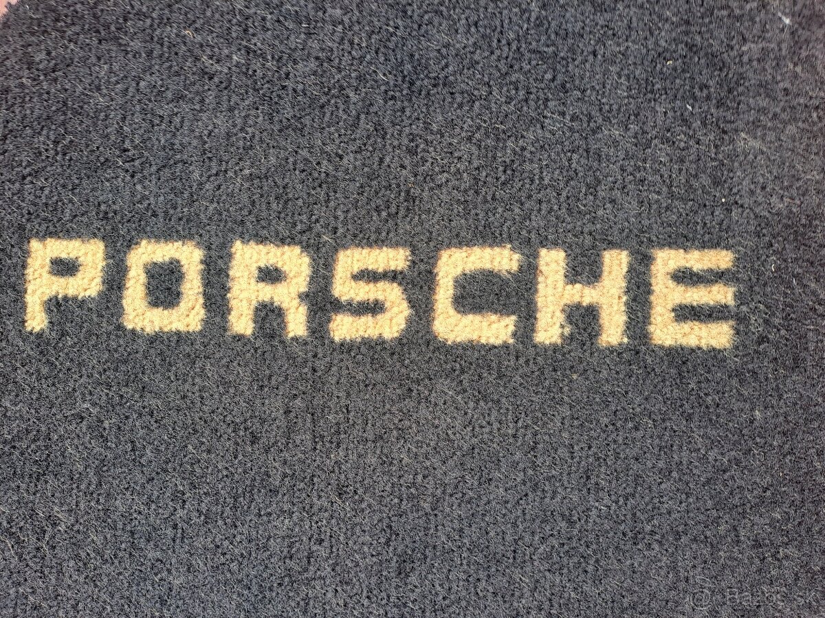 Koberčeky na PORSCHE 924 - 2