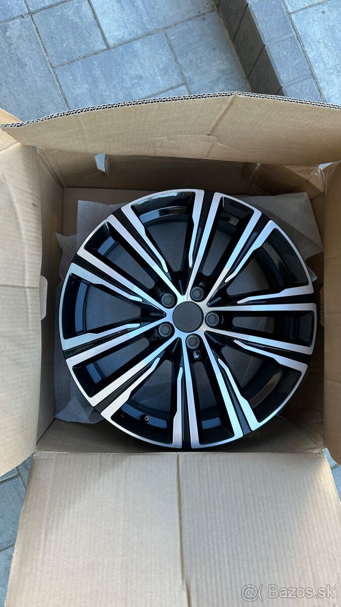 R19 5x108 7,5J ET 50,5 originál volvo disk - 2