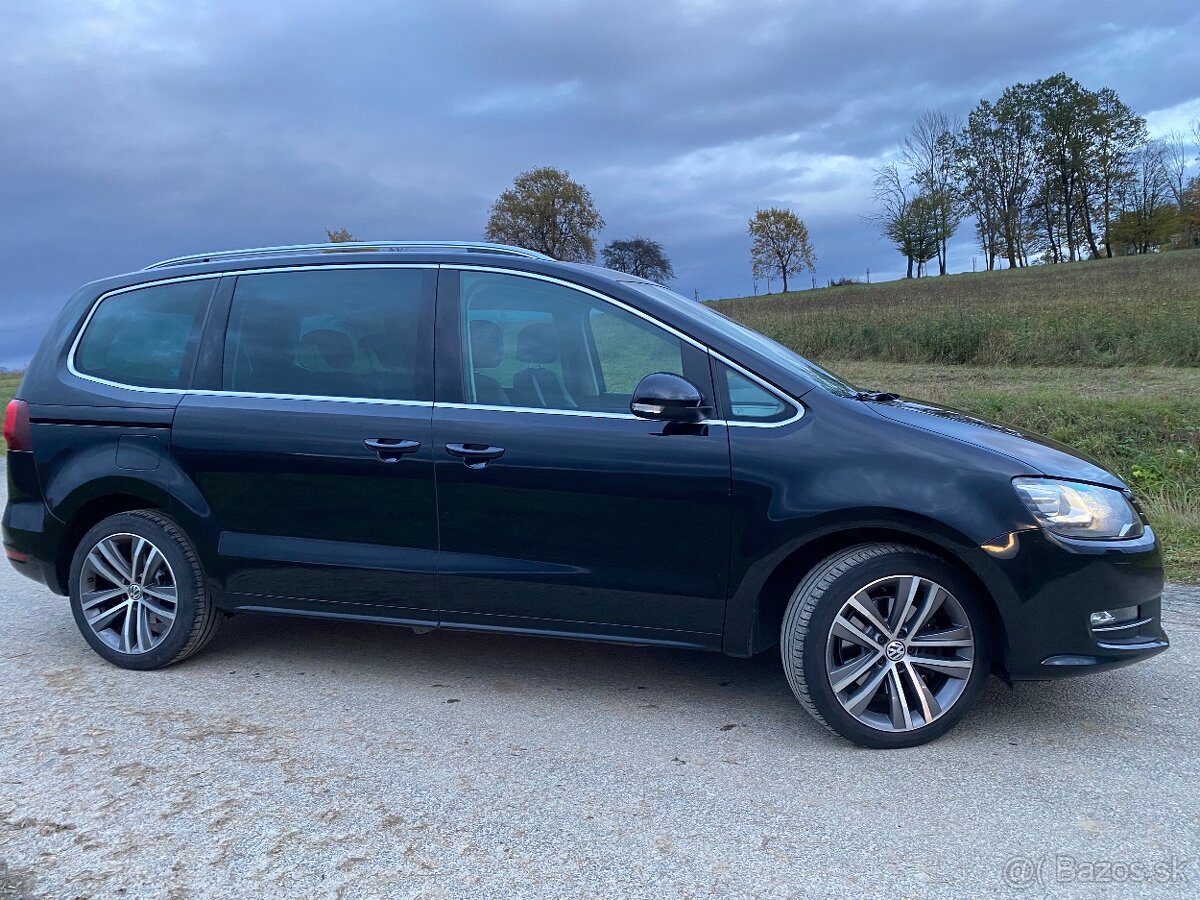 Volkswagen Sharan 2.0 TDi DSG HIGHLINE - 2