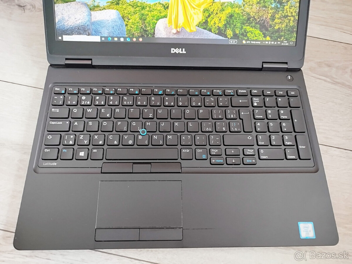 notebook Dell 5580 - Core i5-6300u, 16GB, 256GB SSD, W10 - 2