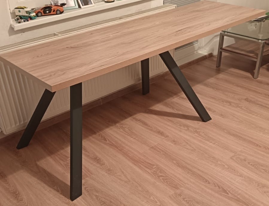 Kuchynský stôl - 2