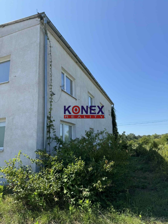 ADMINISTRATÍVNA BUDOVA – obec VOJANY – NA PREDAJ - 2